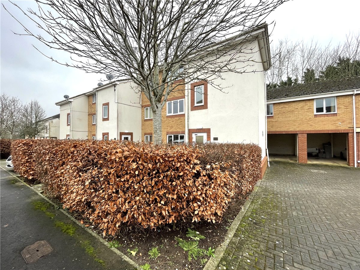 2 bedroom Flat, Thatcham, Berkshire, RG19 - 