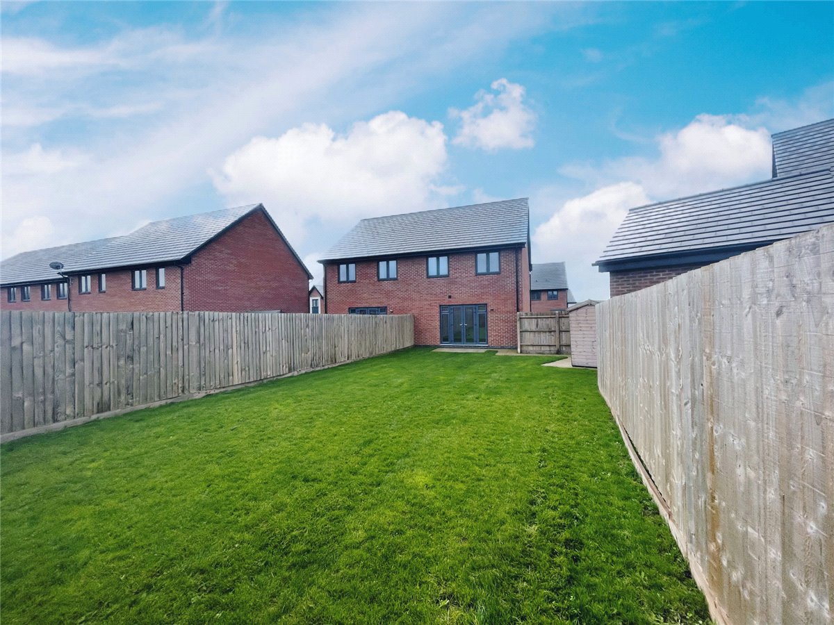 3 bedroom House, Rye Crescent, Curbridge, OX29 - Let Agreed, Image 9