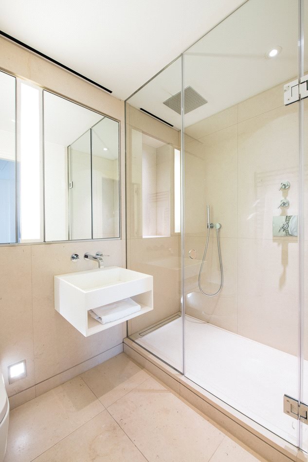 2 bedroom Flat, Duke Street, Mayfair, W1K - Available, Image 10