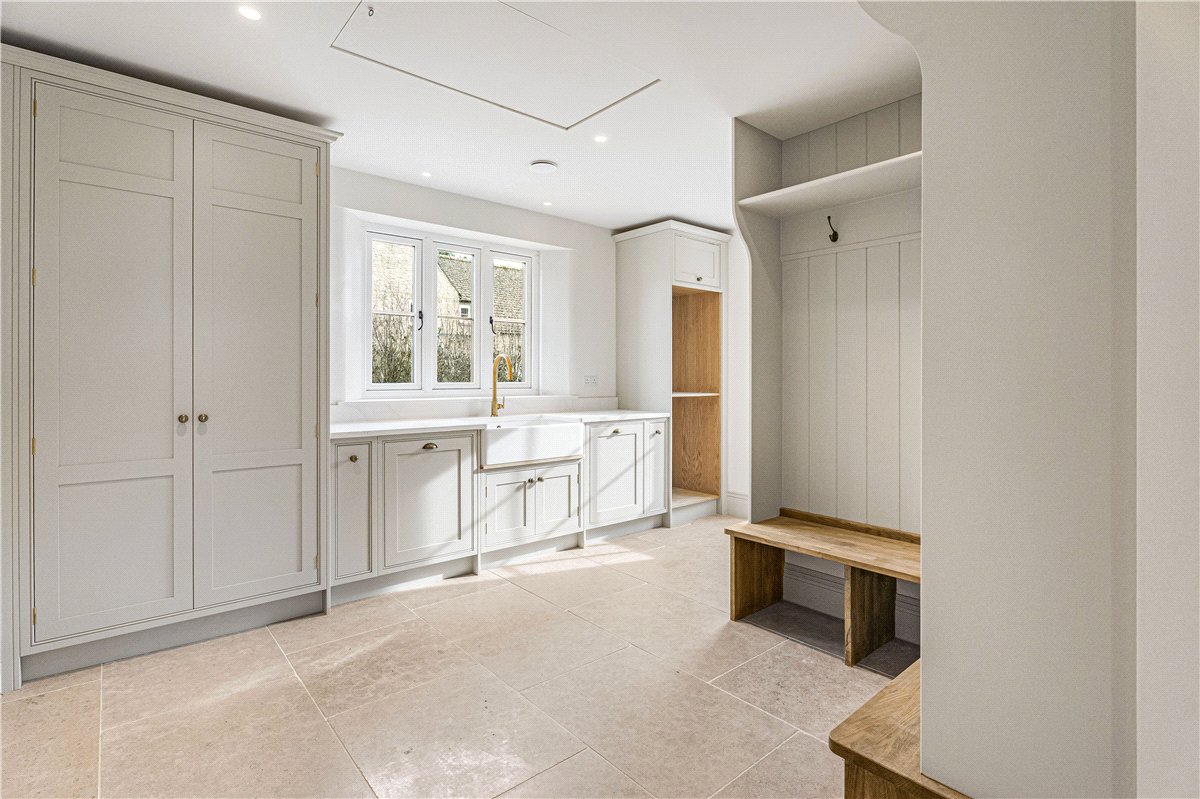 5 bedroom House, Lower End, Alvescot, OX18 - Sold, Image 12