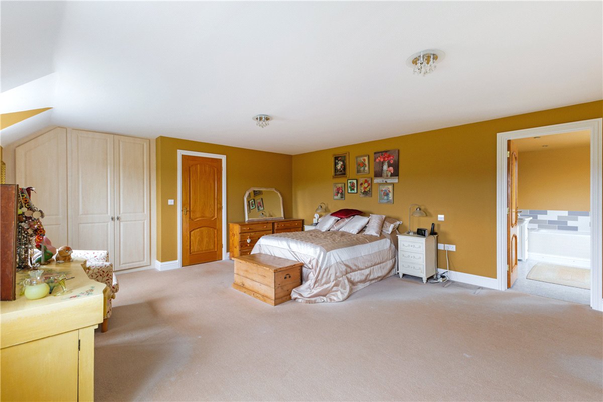 6 bedroom House, The Barton, Clyffe Pypard, SN4 - Available, Image 15