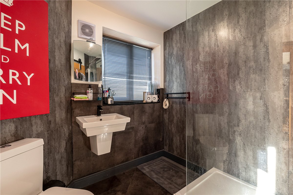 5 bedroom House, East Lea View, Cayton, YO11 - Available, Image 6