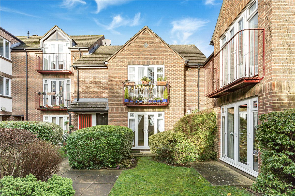 2 bedroom Flat, Sunderland Avenue, Oxford, OX2 - Let Agreed