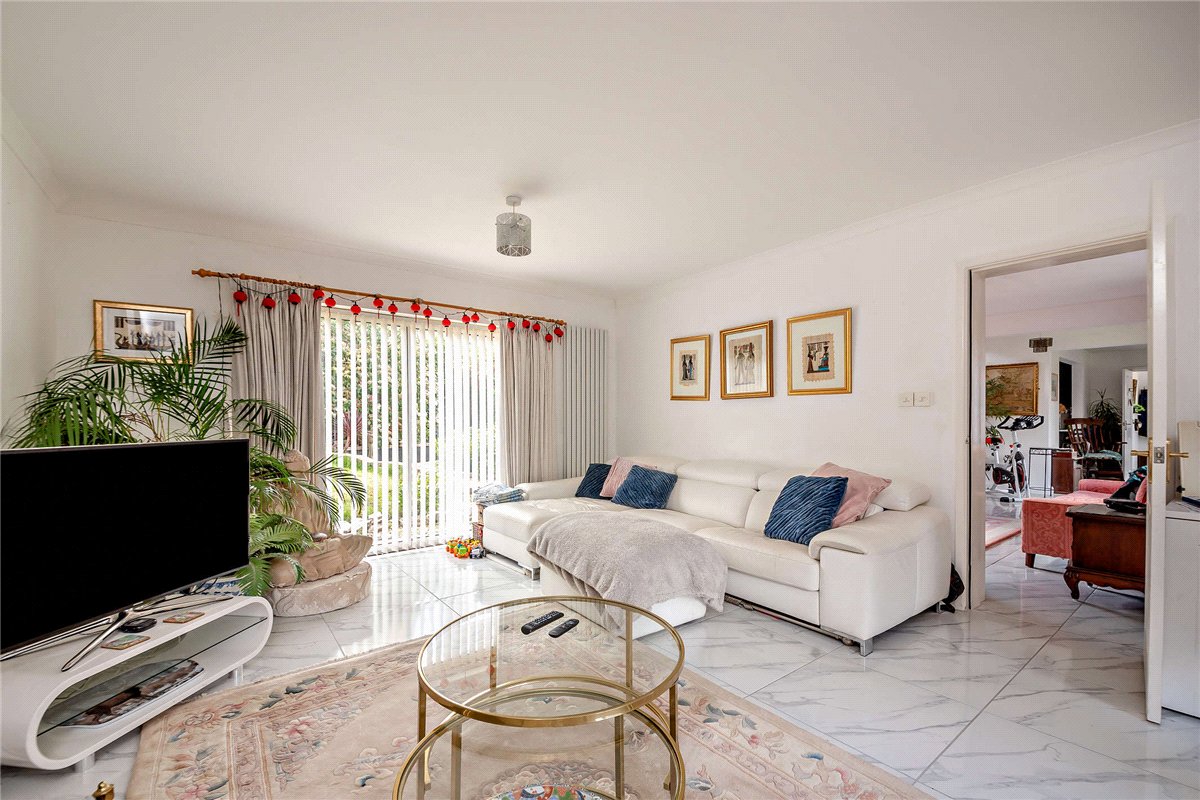 4 bedroom House, George Street, Kingsclere, RG20 - Available, Image 9