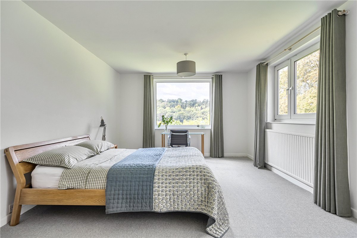 4 bedroom House, Winsley Hill, Limpley Stoke, BA2 - Available, Image 6
