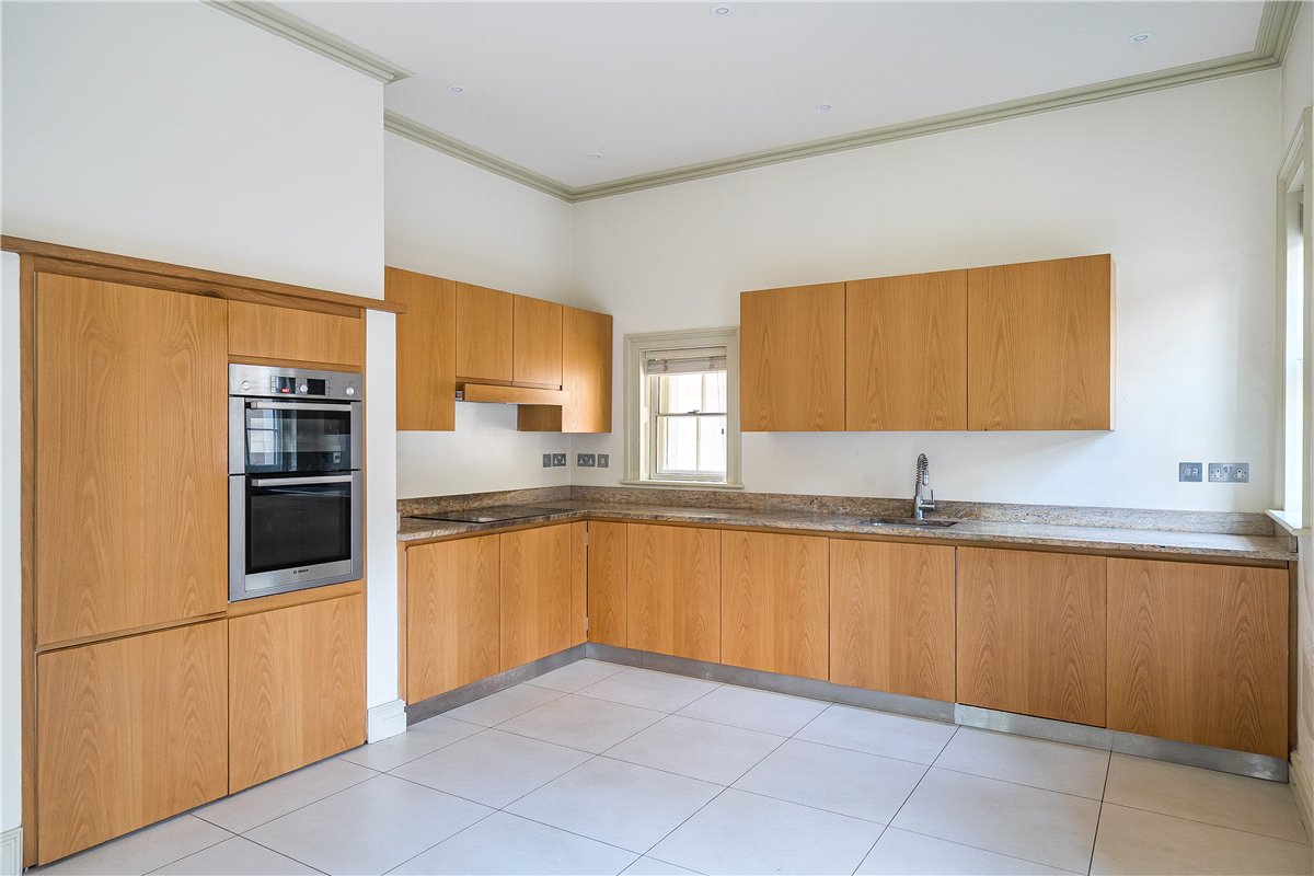 3 bedroom House, Badminton Road, Old Sodbury, BS37 - , Image 9