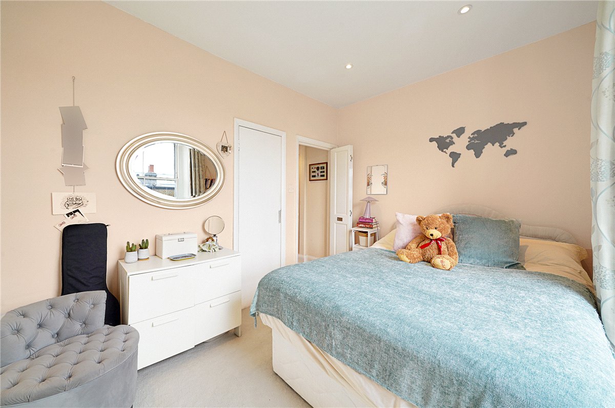 1 bedroom Flat, Castletown Road, London, W14 - , Image 6