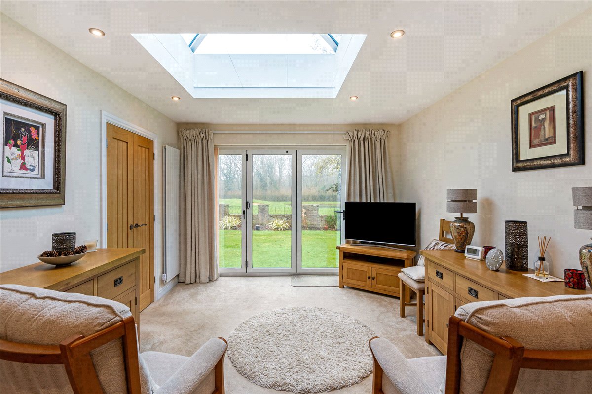 4 bedroom House, Brettingham Gate, Broome Manor, Swindon, SN3 - Available, Image 11