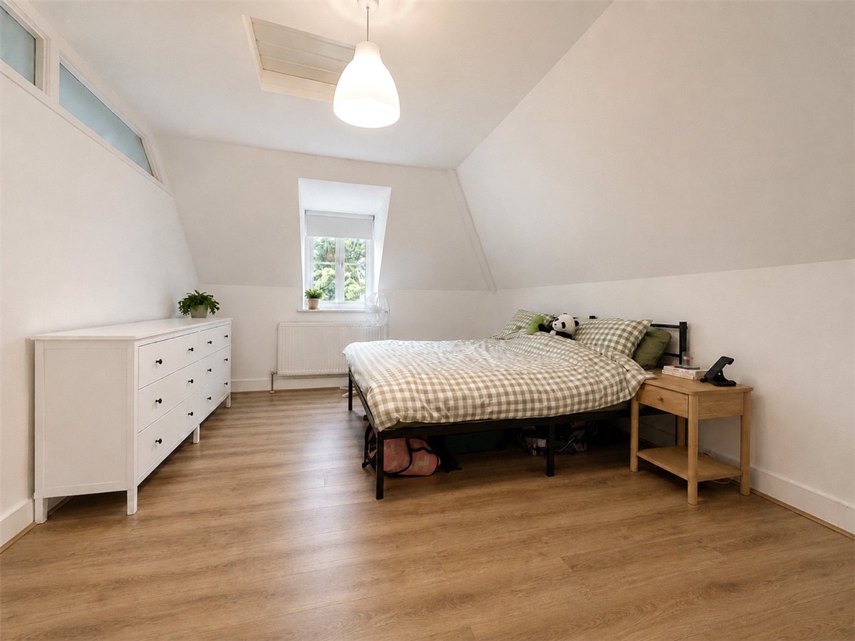 1 bedroom Flat, Barnes Close, Winchester, SO23 - Let Agreed, Image 4