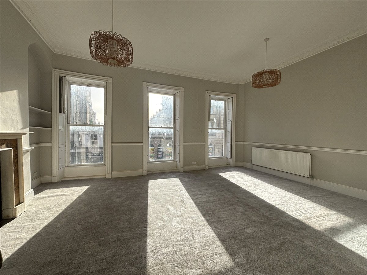 1 bedroom Flat, Edgar Buildings, Bath, BA1 - , Image 2