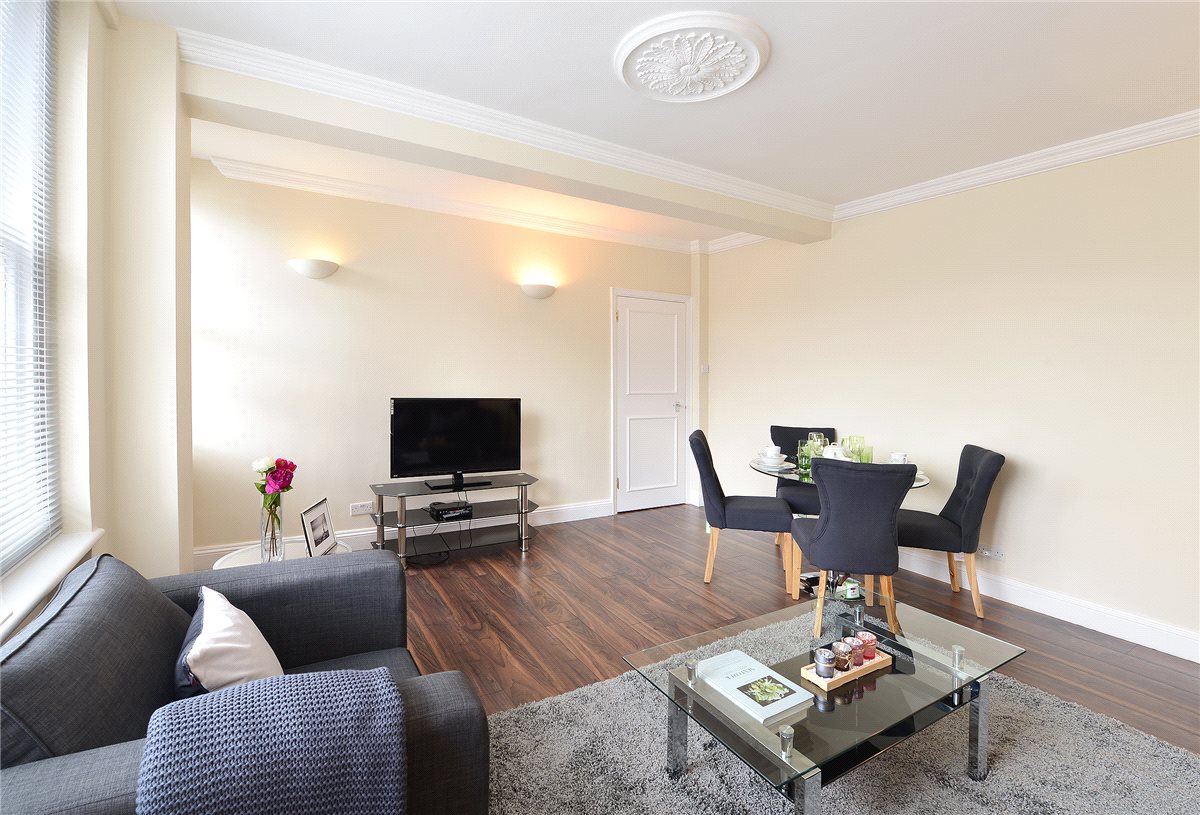 2 bedroom Flat, Hill Street, Mayfair, W1J - Available, Image 3