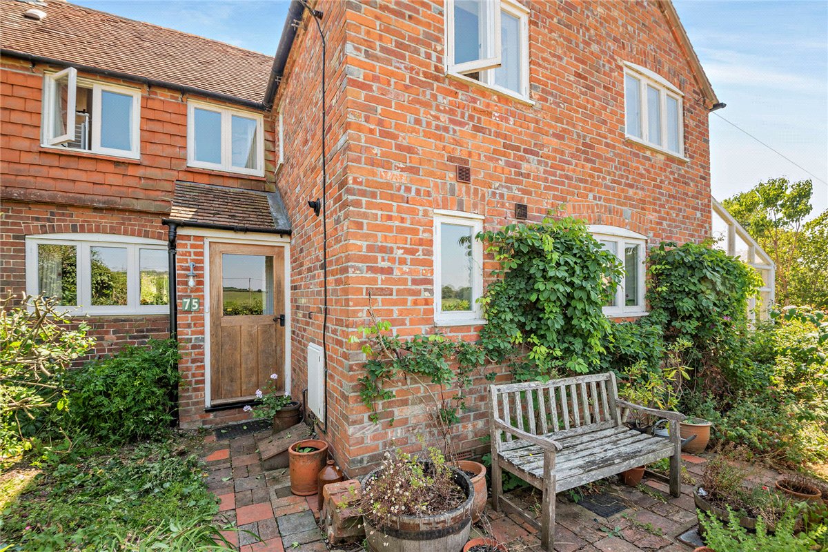 3 bedroom House, Harts Hill Road, Thatcham, RG18 - Available, Image 22