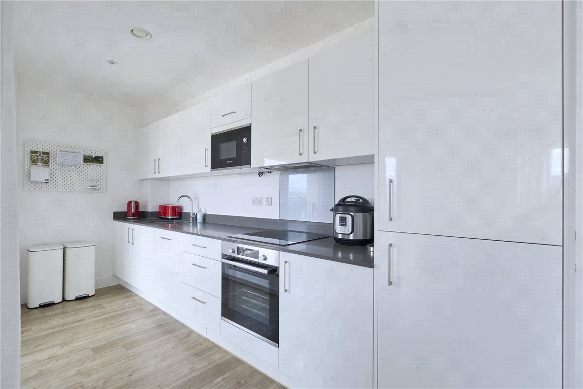 2 bedroom Flat, Marleigh Avenue, Cambridge, CB5 - Sold, Image 10