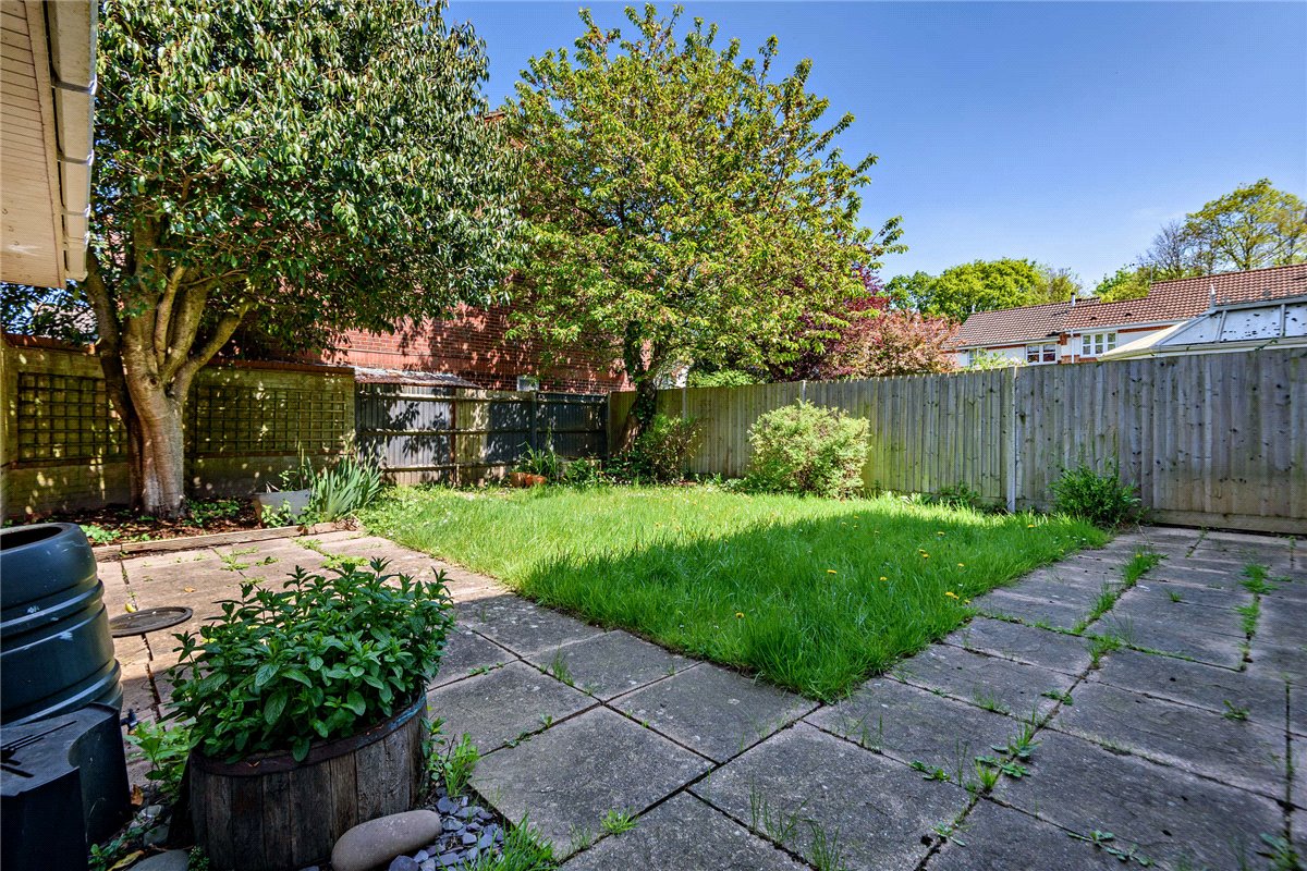 4 bedroom House, Pantheon Road, Chandler's Ford, SO53 - Sold, Image 2