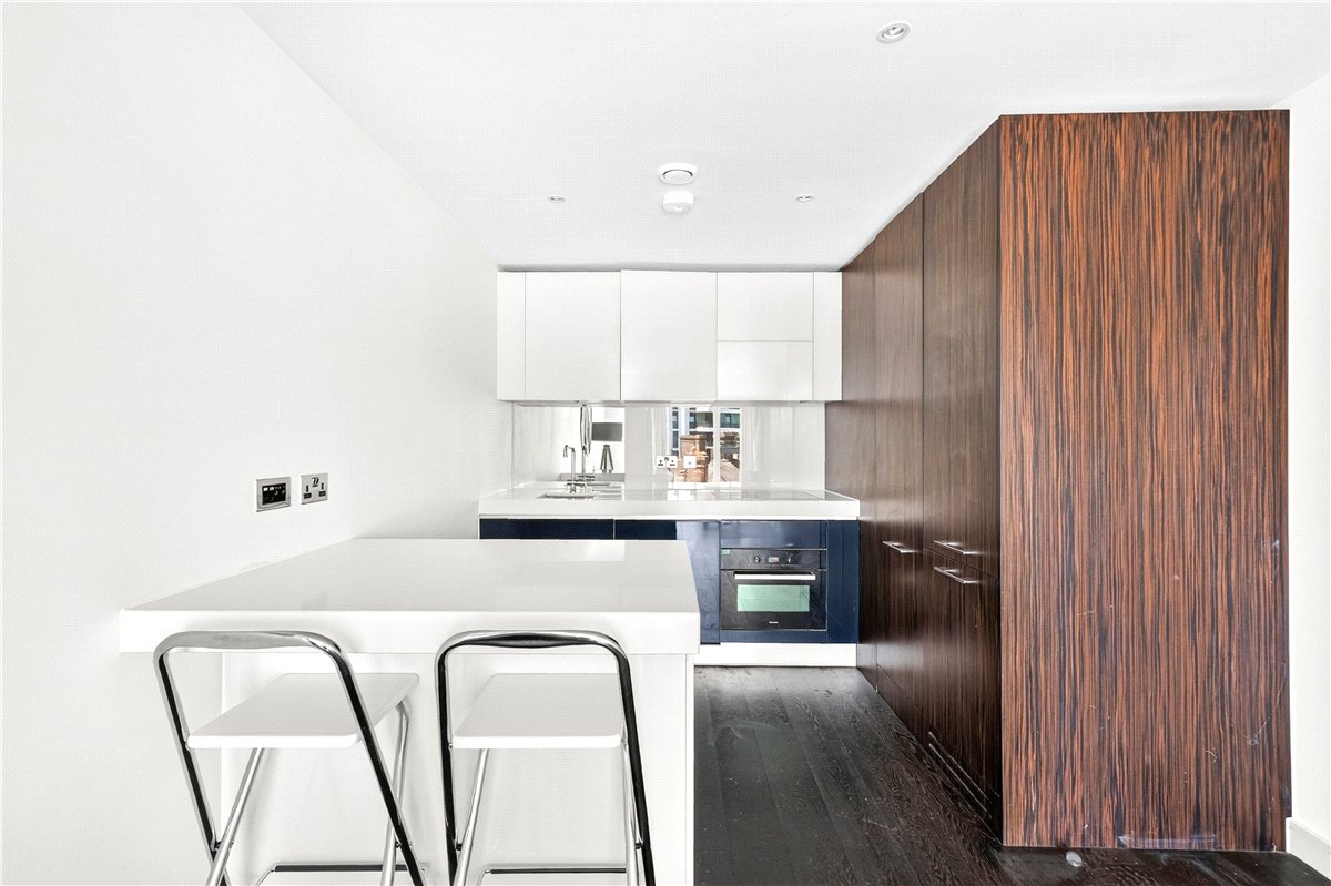 1 bedroom Flat, Gatliff Road, Pimlico, SW1W - Available, Image 1