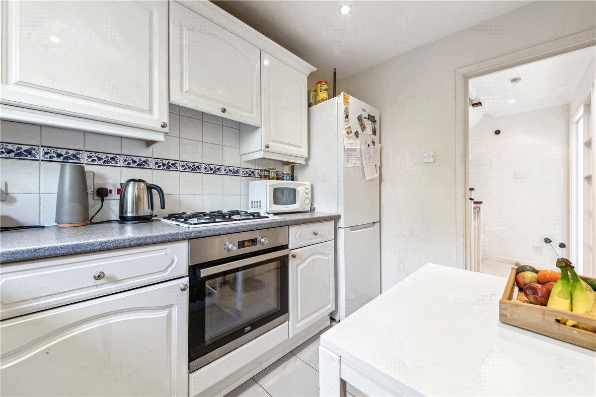 3 bedroom House, Heights Close, Hillview, SW20 - Sold, Image 12