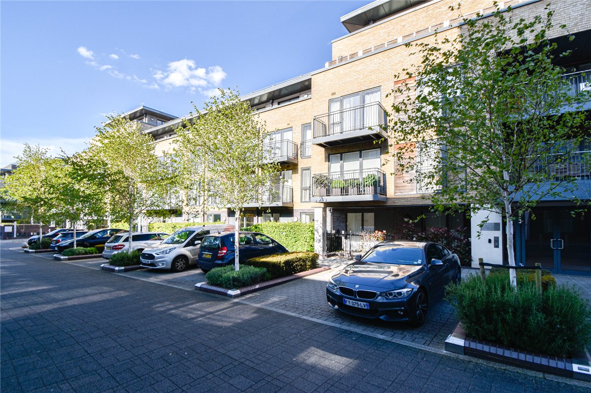 2 bedroom Flat, Newton Court, Kingsley Walk, CB5 - , Image 11