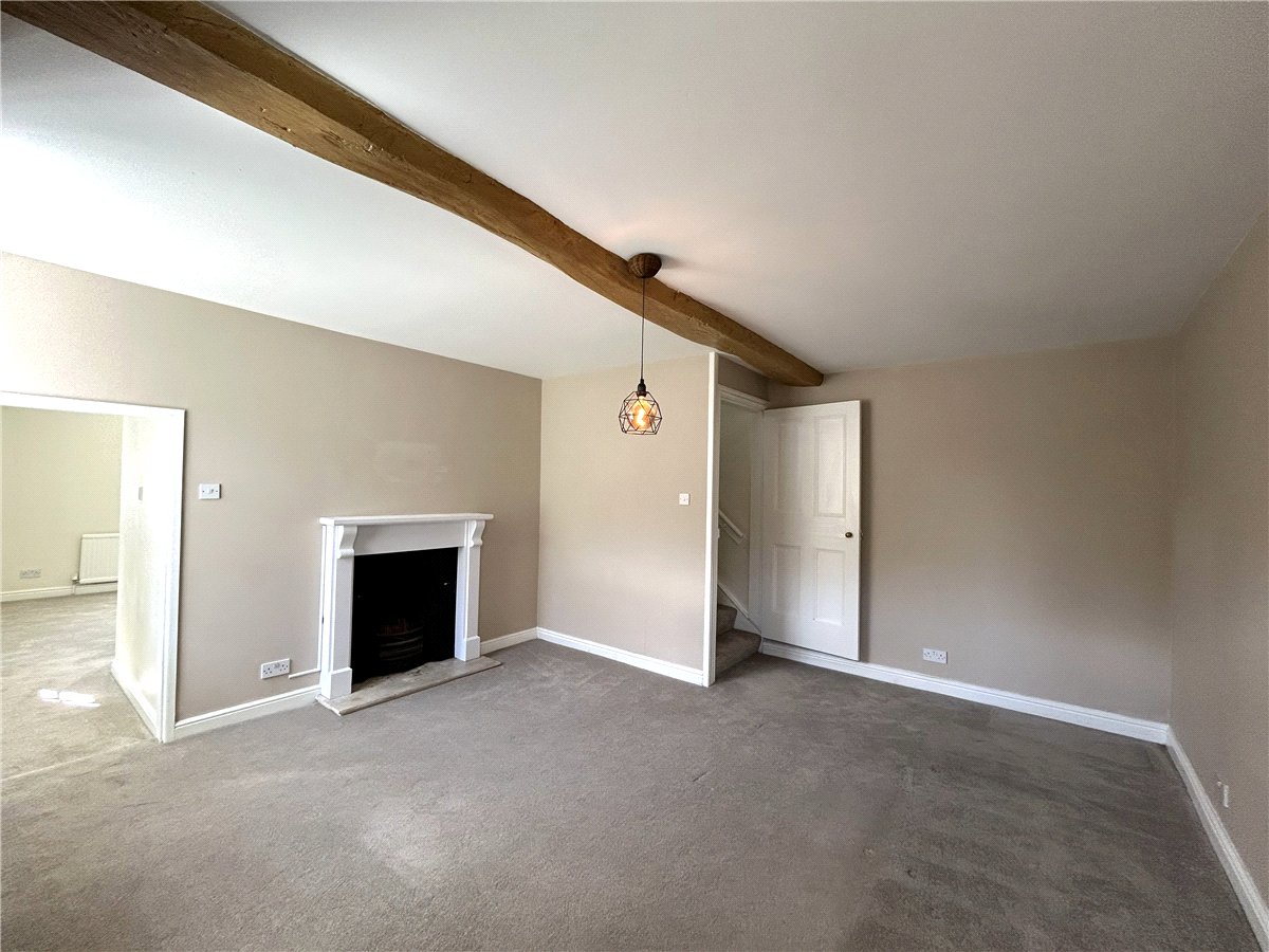 3 bedroom House, Main Street, Ledston, WF10 - , Image 8