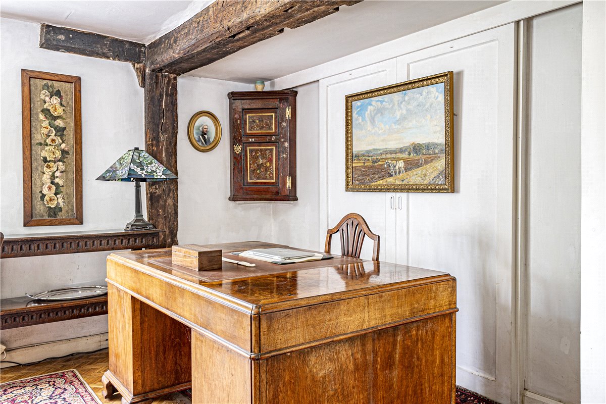 4 bedroom House, Farley Street, Nether Wallop, SO20 - Available, Image 17