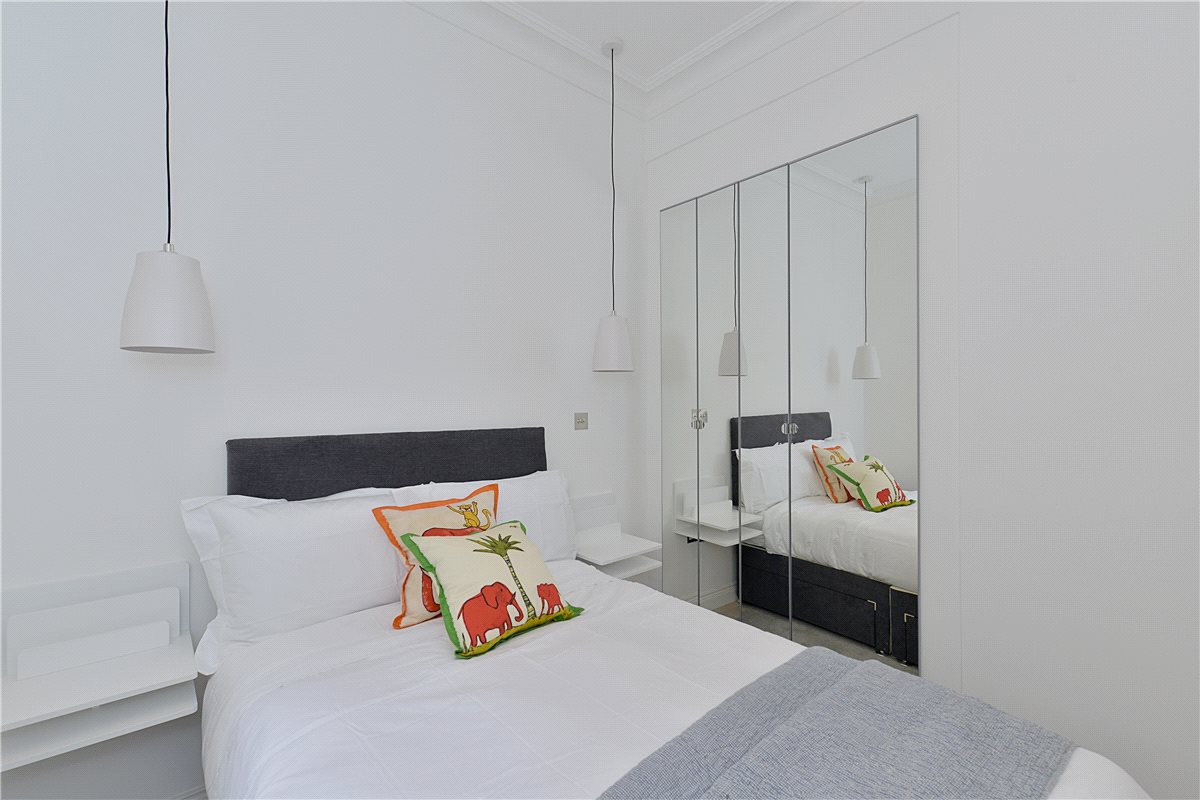 2 bedroom Flat, Green Street, Mayfair, W1K - Let Agreed, Image 9