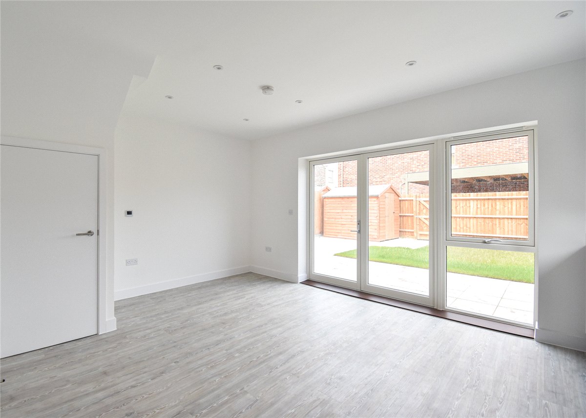 4 bedroom House, Beta Avenue, Cambridge, CB5 - , Image 2