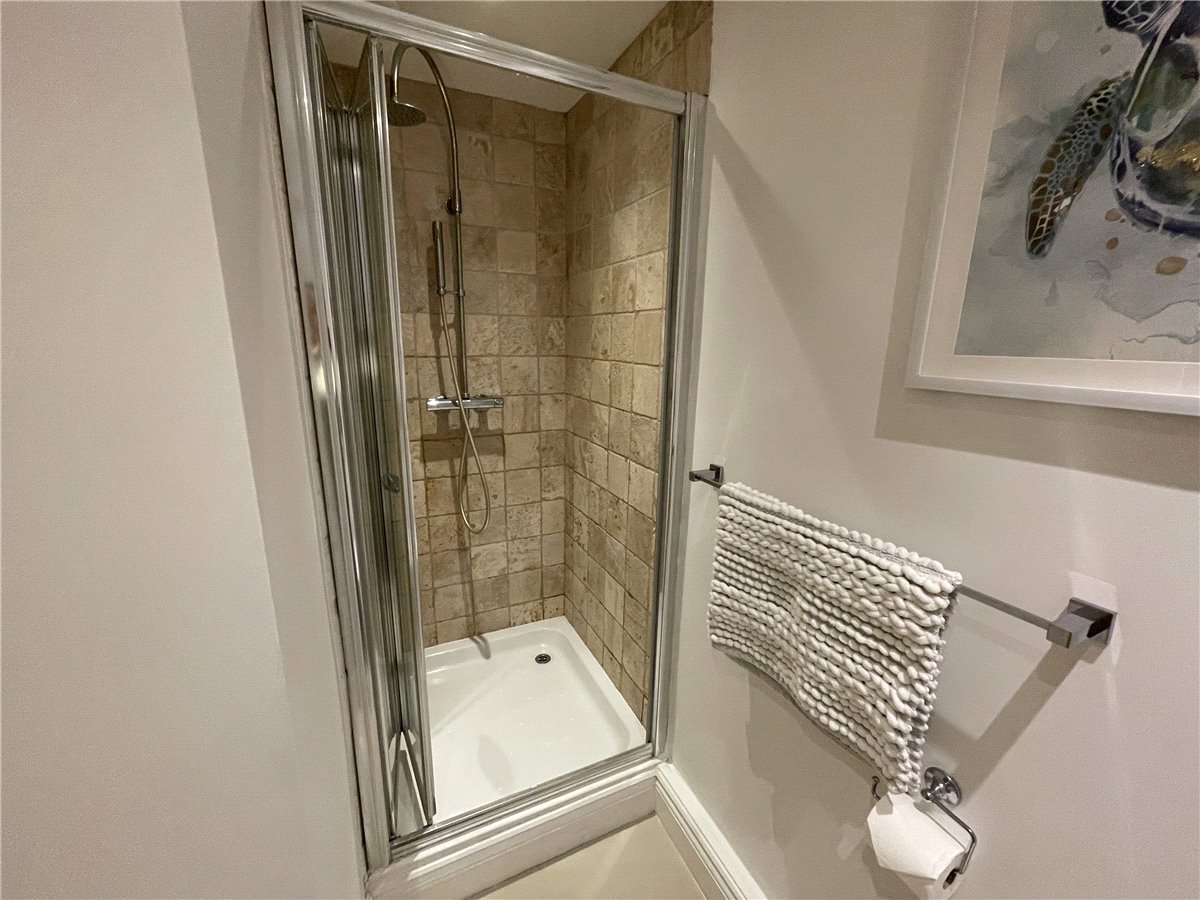 2 bedroom Flat, Brockham End Mews, Brockham End, BA1 - , Image 2