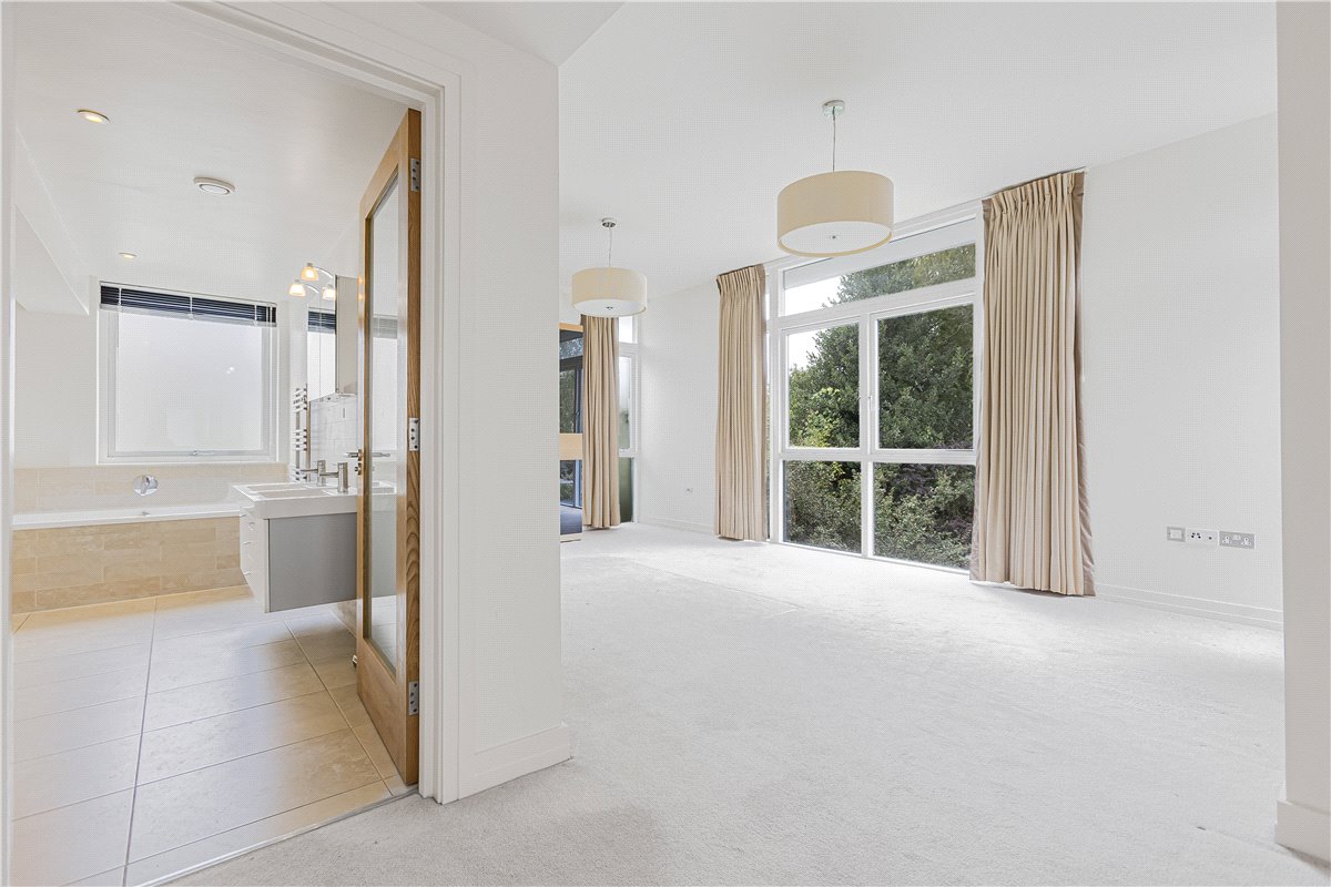 6 bedroom House, Woodstock Road, Oxford, OX2 - Let Agreed, Image 12