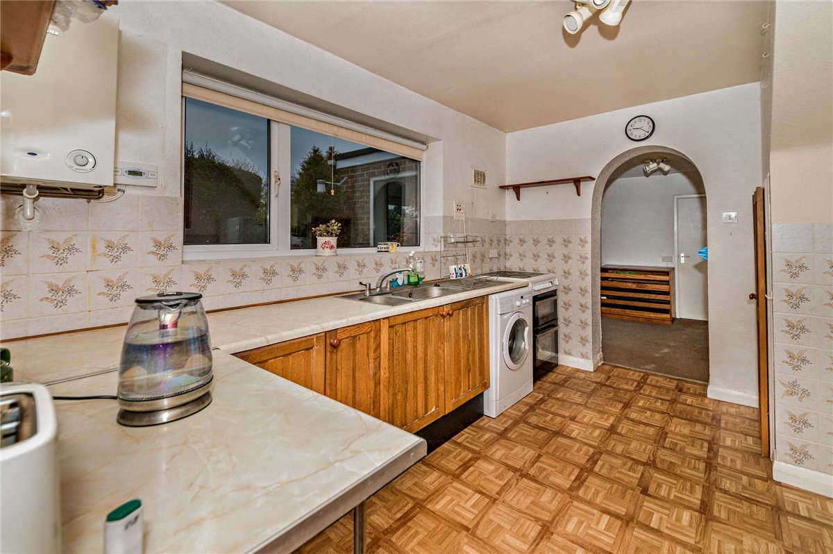 3 bedroom House, Cheriton Close, Newbury, RG14 - Sold, Image 11