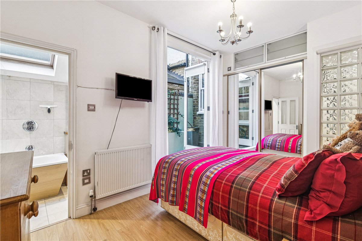 2 bedroom Flat, Wingrave Road, London, W6 - Sold, Image 4
