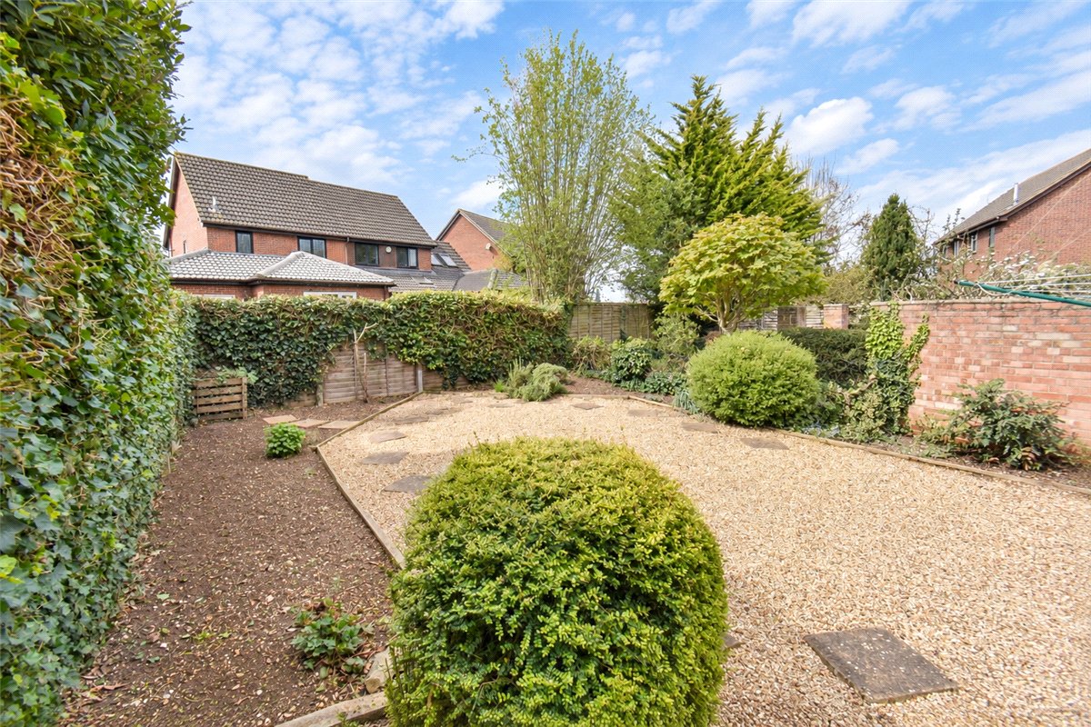 3 bedroom House, Martingale Close, Cambridge, CB4 - Available, Image 9