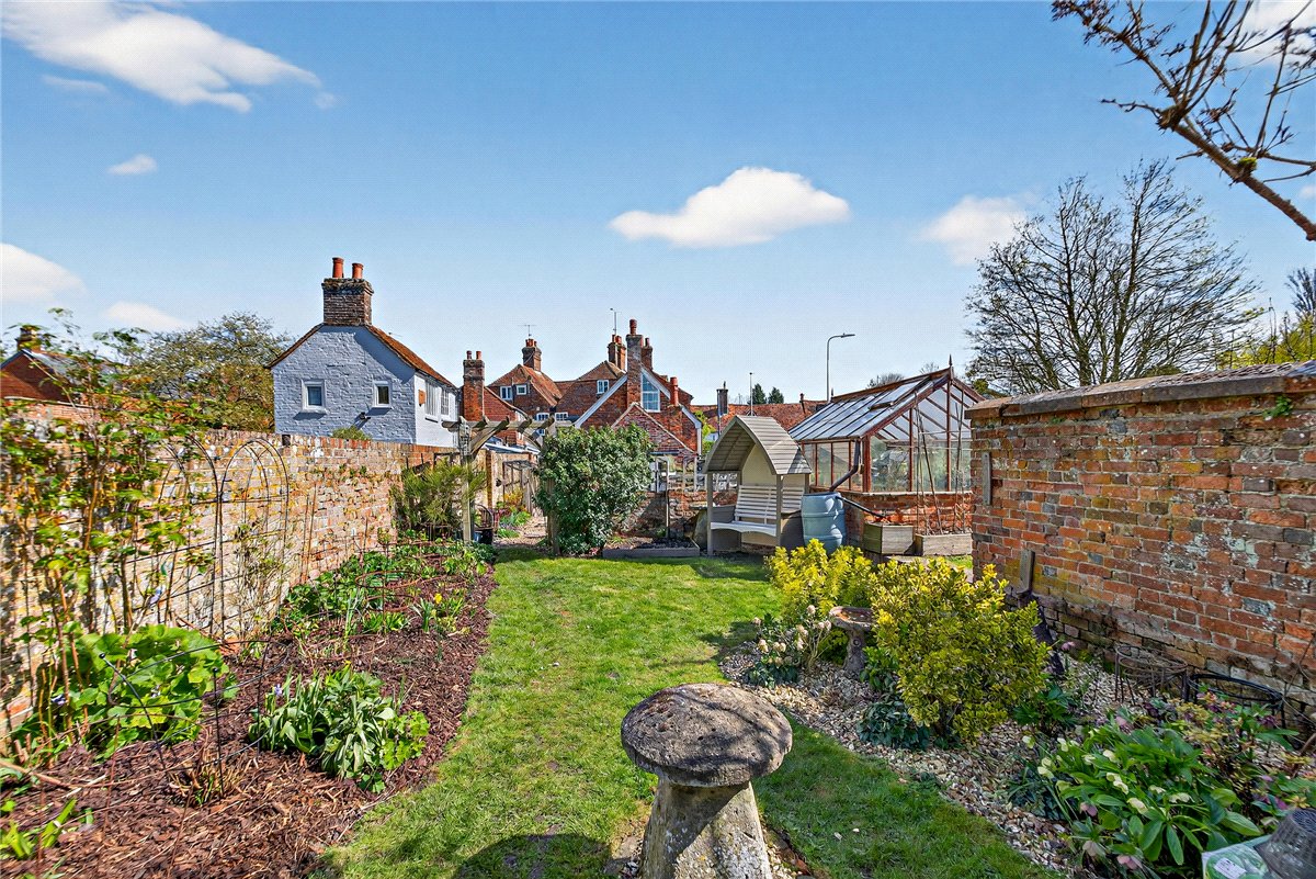 7 bedroom House, Bridge Street, Hungerford, RG17 - Available, Image 26