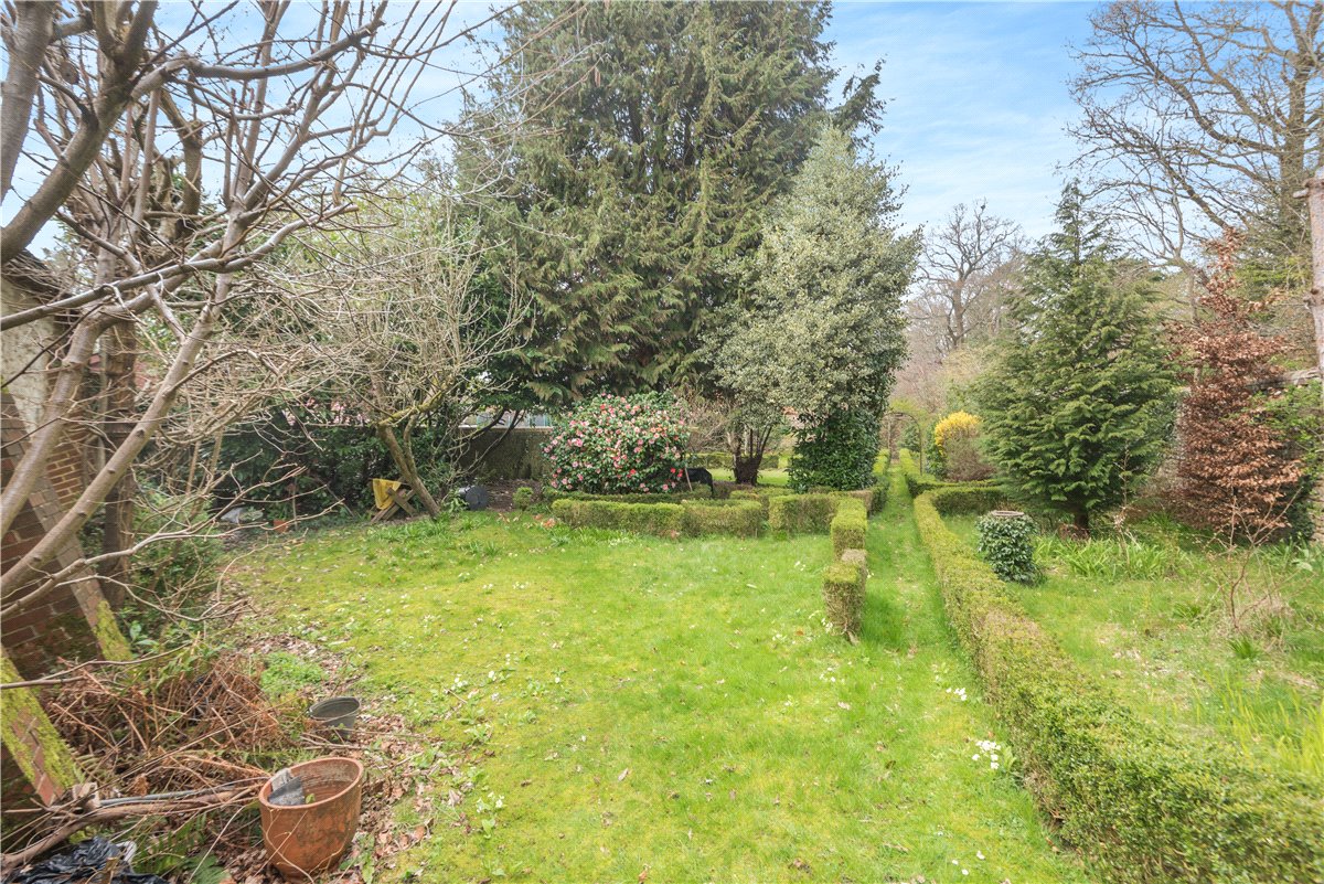 4 bedroom House, Station Road, Petersfield, GU31 - Sold, Image 12