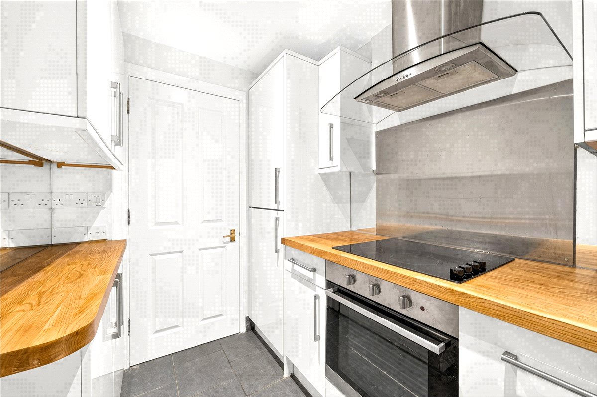 2 bedroom Flat, Queens Gate, South Kensington, SW7 - Available, Image 11