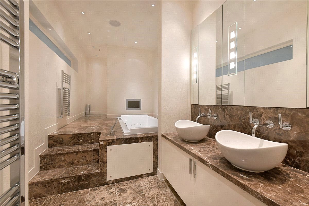 4 bedroom Flat, Upper Grosvenor Street, Mayfair, W1K - Available, Image 31