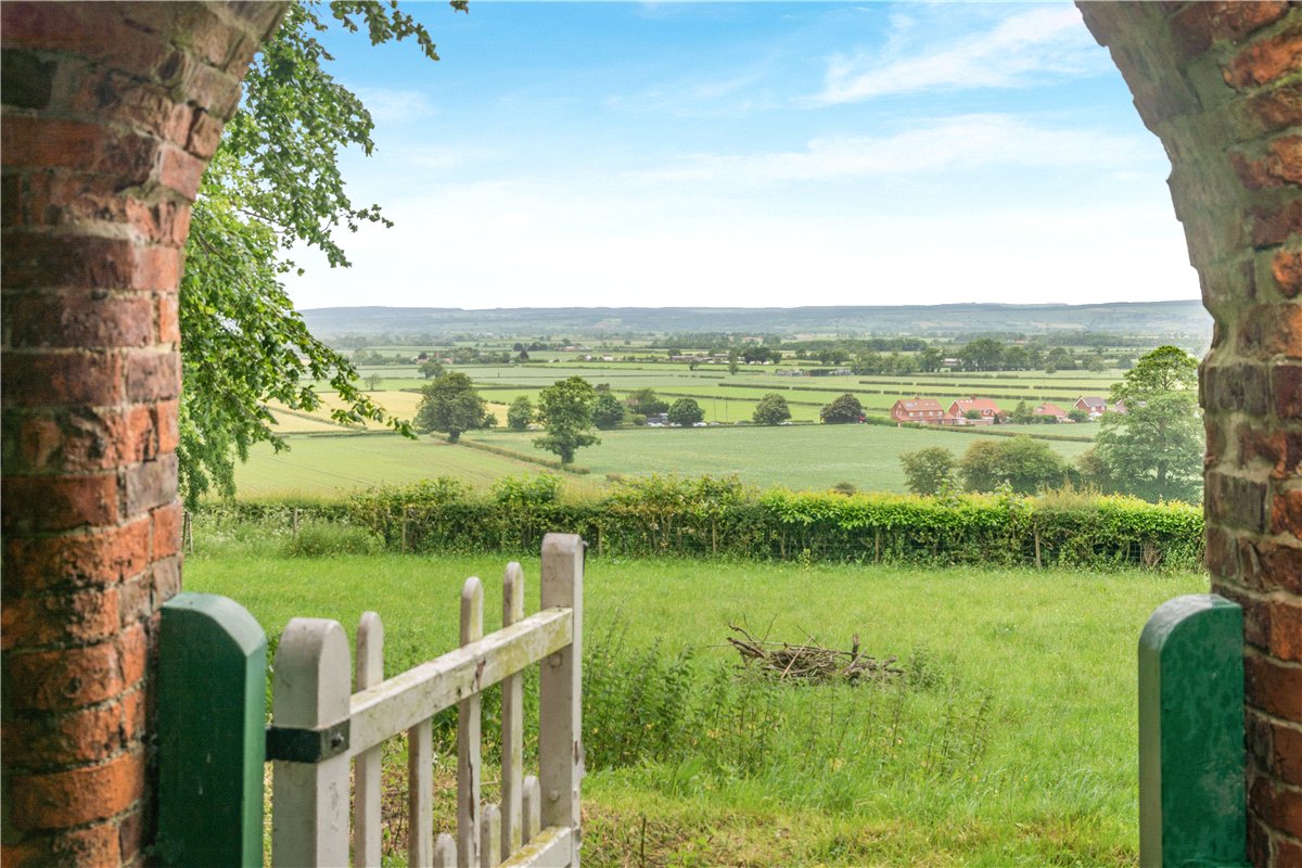   Farm, Bassett House Farm, Thorpe Bassett, YO17 - Available, Image 3