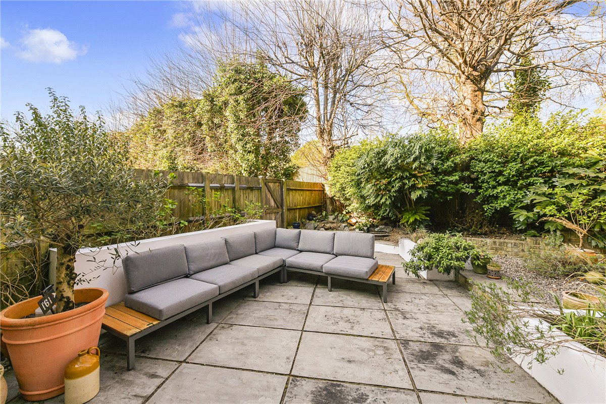 2 bedroom Flat, Nightingale Lane, London, SW12 - Available, Image 5