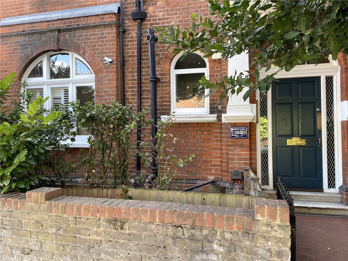 2 bedroom Flat, Nightingale Lane, London, SW12 - Sold STC, Image 5