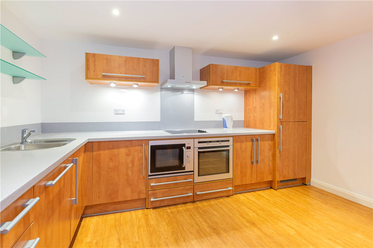 2 bedroom Flat, St. Thomas Street, Oxford, OX1 - Sold, Image 7