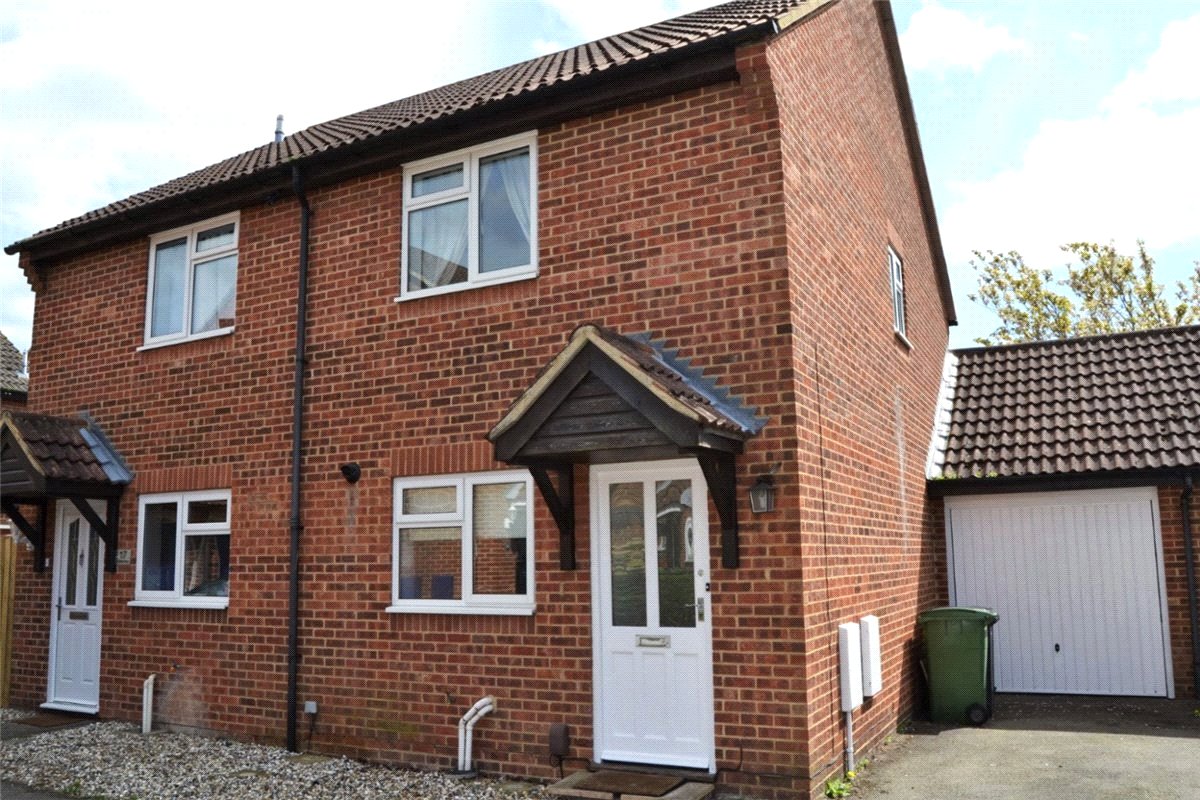 2 bedroom House, Wilfred Way, Thatcham, RG19 - Sold STC