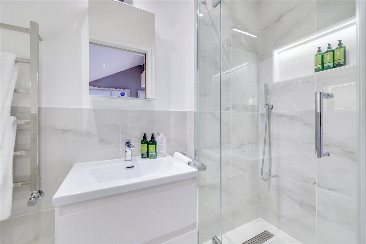 4 bedroom House, Cheval Place, Knightsbridge, SW7 - Available, Image 12