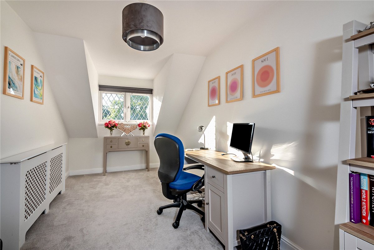 4 bedroom Residential, Stoney Lane, Ashmore Green, RG18 - Available, Image 13