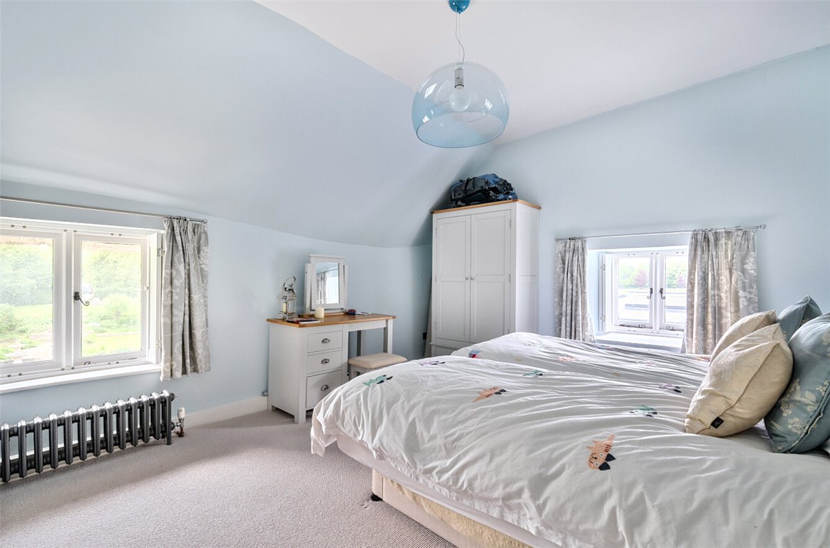 4 bedroom House, Yatesbury, Calne, SN11 - Available, Image 14