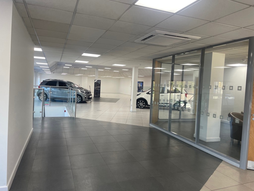 6486 to 9192 Sq Ft, Showroom At Bumpers Way, Bumpers Farm Industrial Estate, SN14 - Available, Image 1