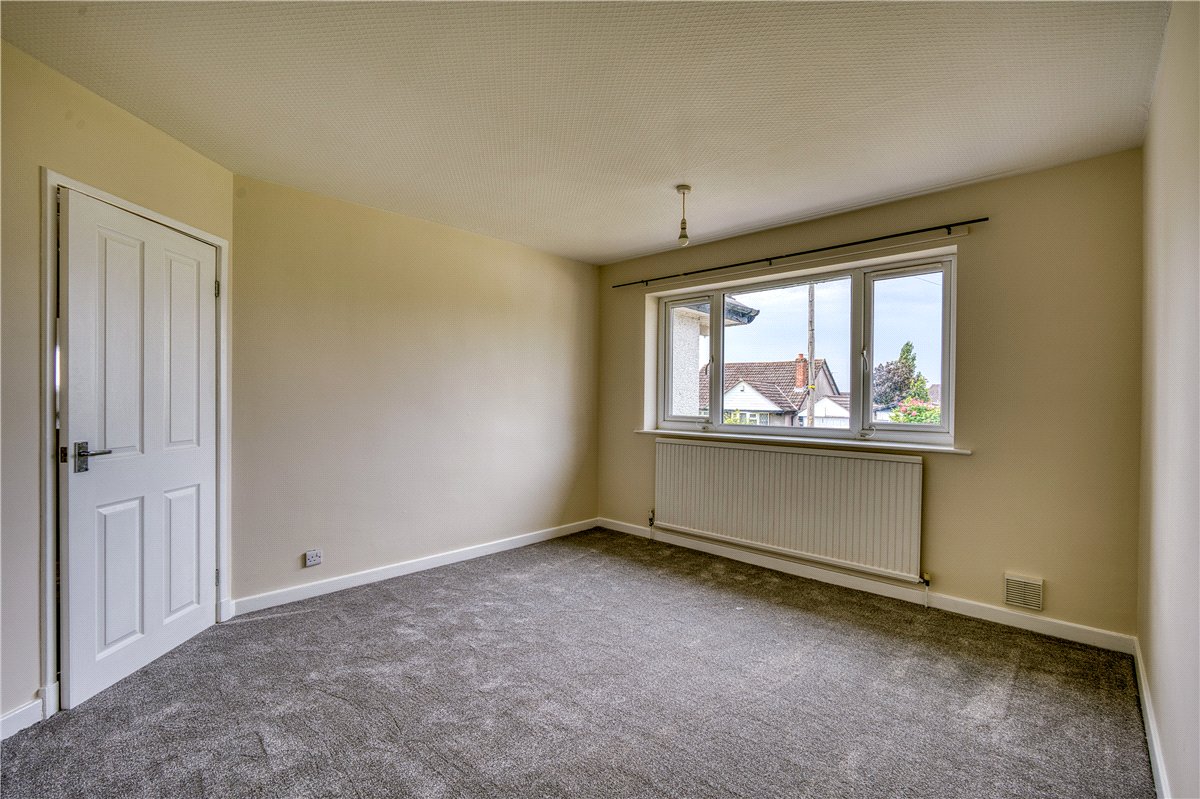 2 bedroom Bungalow, Redhill Drive, Bredbury, SK6 - Available, Image 4