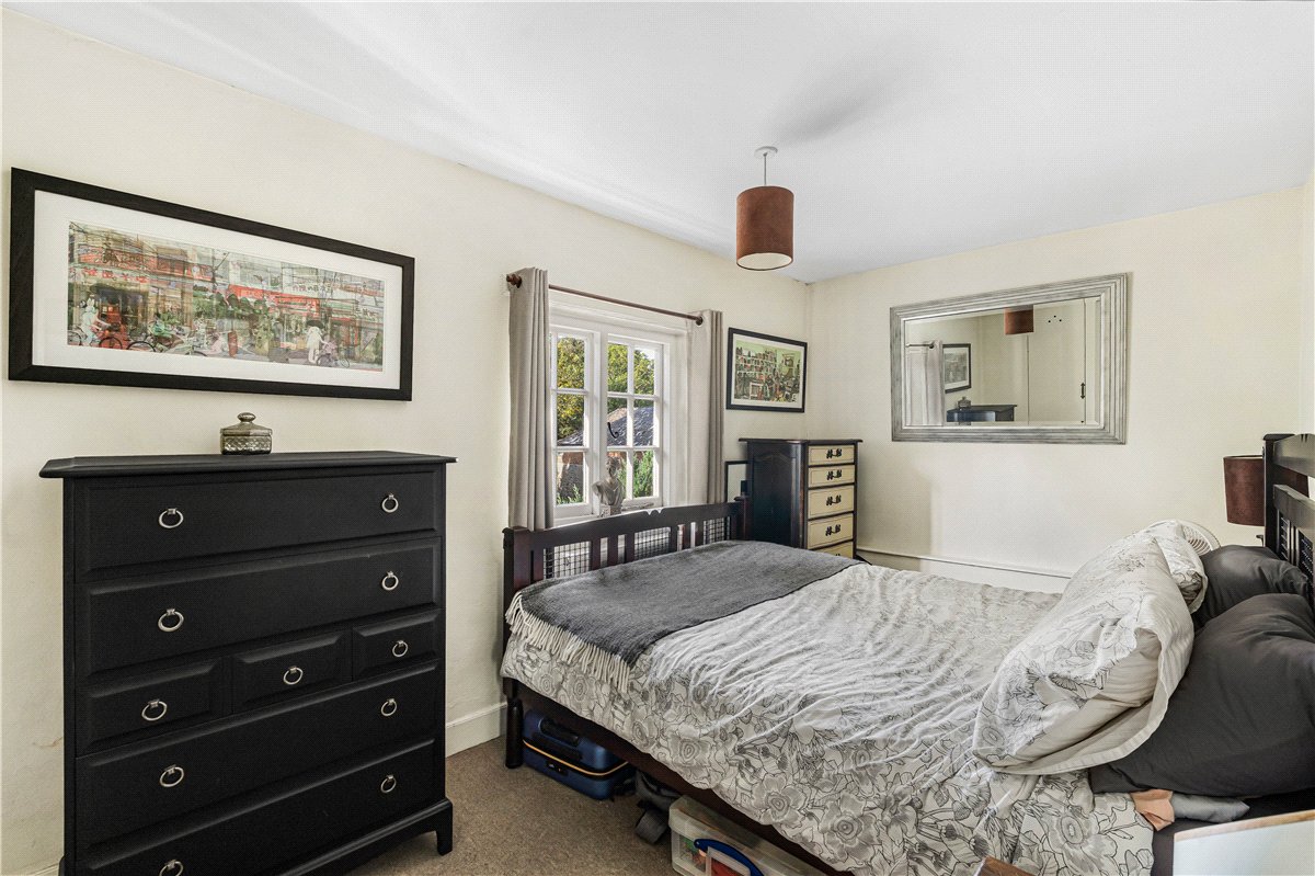 3 bedroom House, East Kennett, Marlborough, SN8 - Available, Image 10