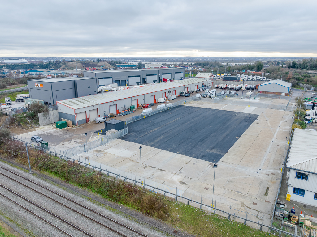 5311 Sq Ft, Botany Way, Purfleet, RM19 - Available, Image 1