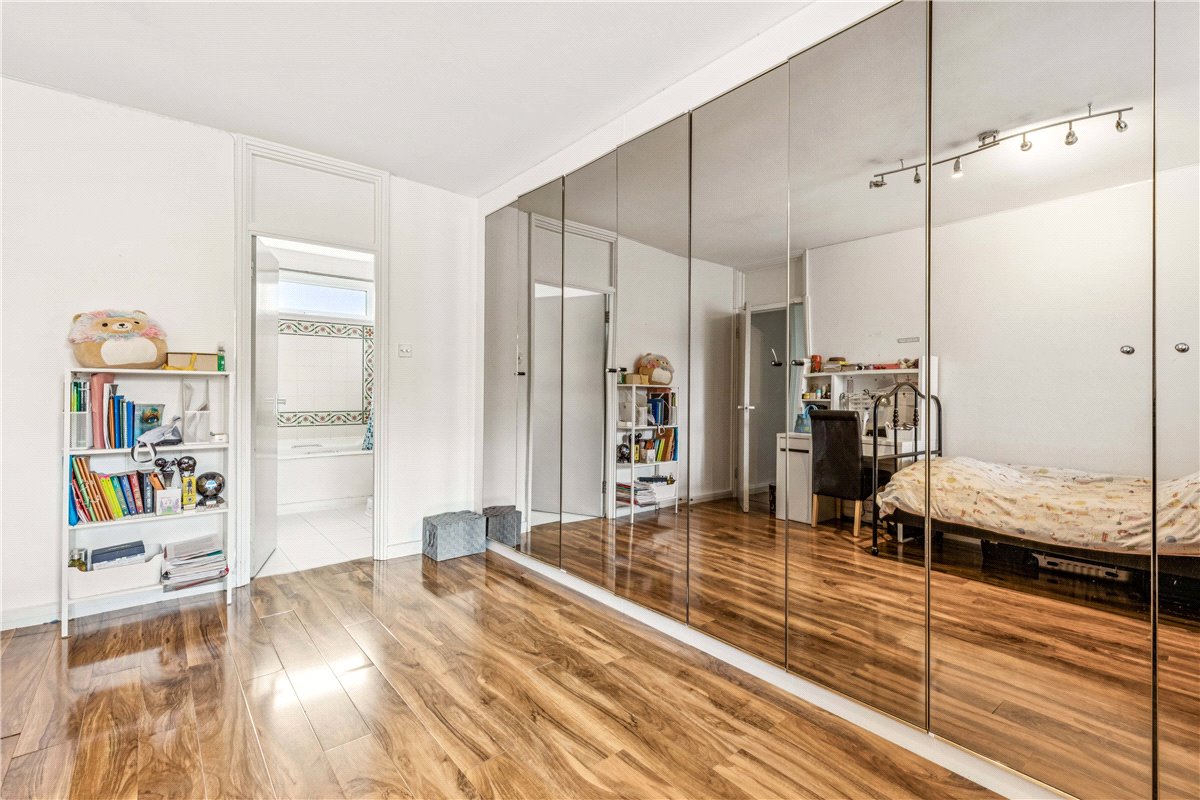 2 bedroom Flat, Alder Lodge, 73 Stevenage Road, SW6 - Sold STC, Image 6