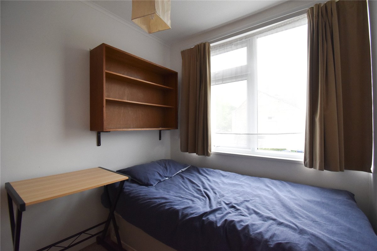 3 bedroom House, Mulberry Close, Cambridge, CB4 - Available, Image 3