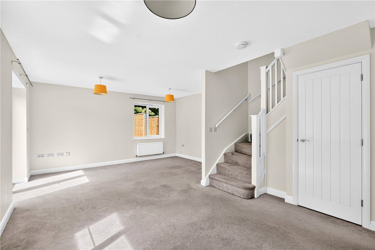 3 bedroom House, Windsor Way, Measham, DE12 - Available, Image 3