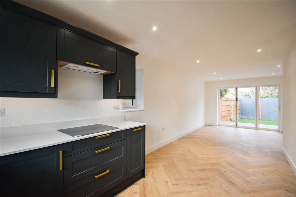 2 bedroom Bungalow, Prentice Close, Longstanton, CB24 - Available, Image 5